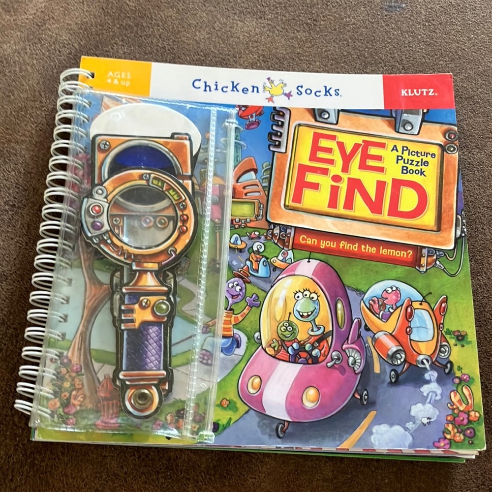 Eye Find Discover Book with Tools and Engaging‎ Challenges